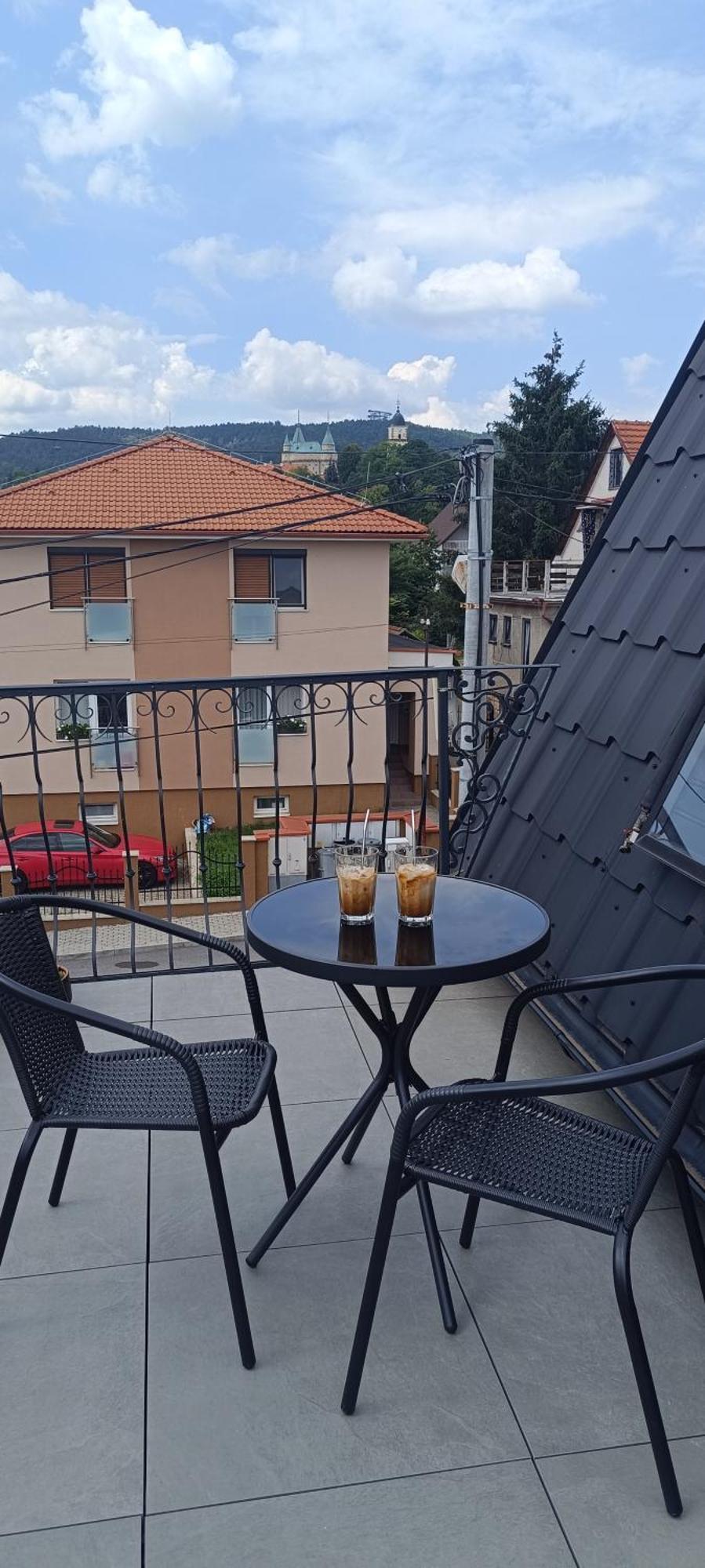 Apartman S Vyhladom Na Bojnicky Zamok Bojnice Dış mekan fotoğraf